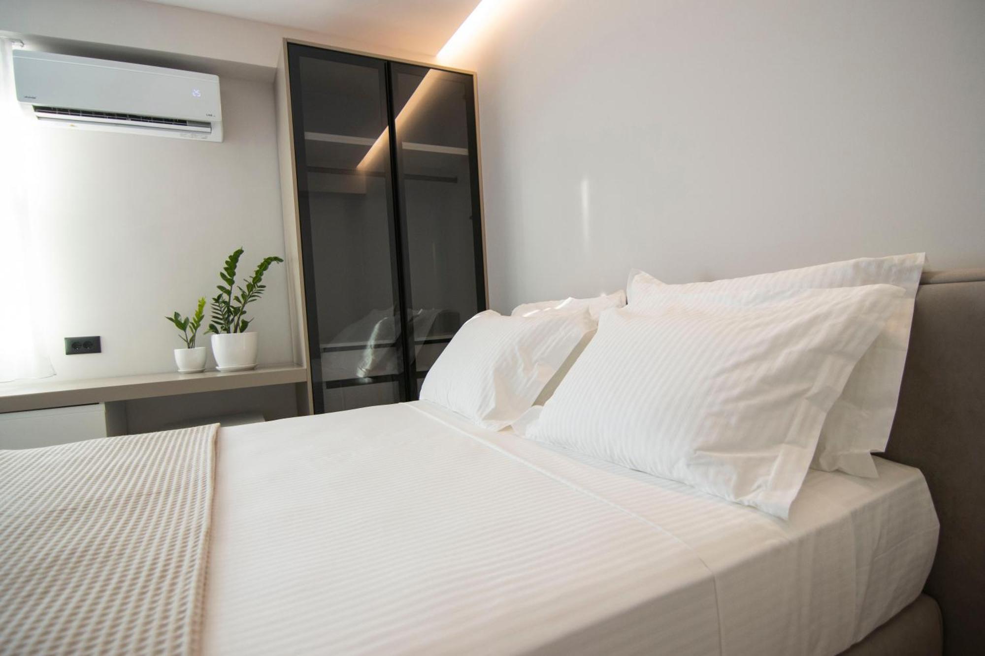 Mina Luxury Rooms Tirana Esterno foto