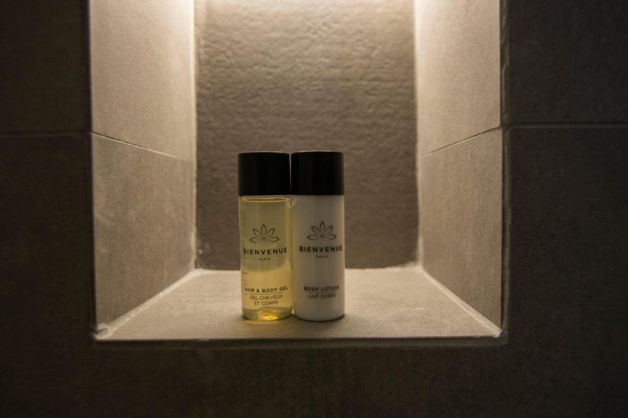 Mina Luxury Rooms Tirana Esterno foto