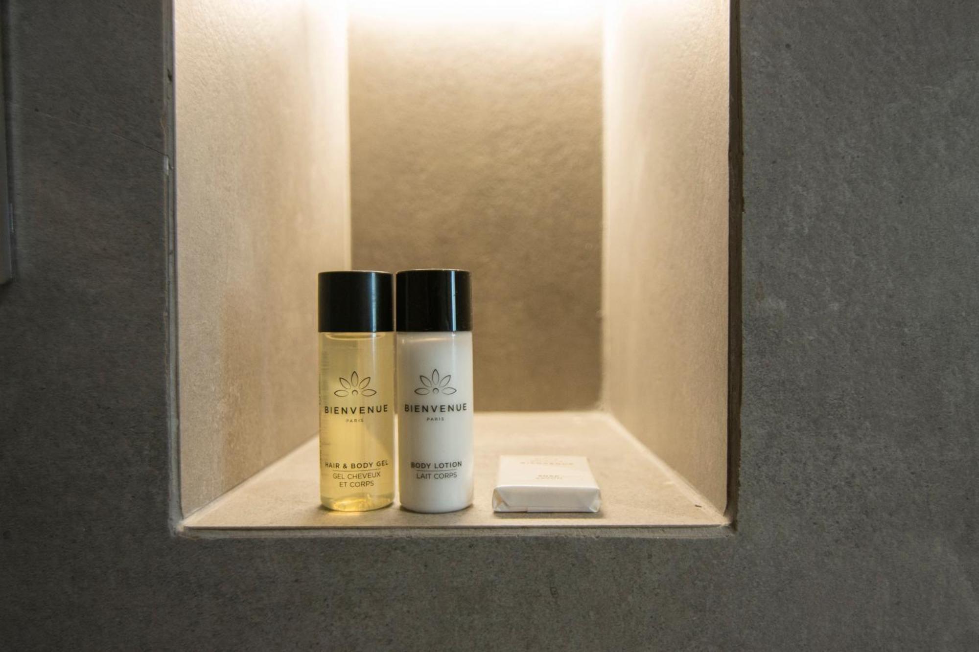 Mina Luxury Rooms Tirana Esterno foto